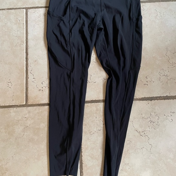 Lululemon Fast and Free 25” black leggings - Picture 3 of 4